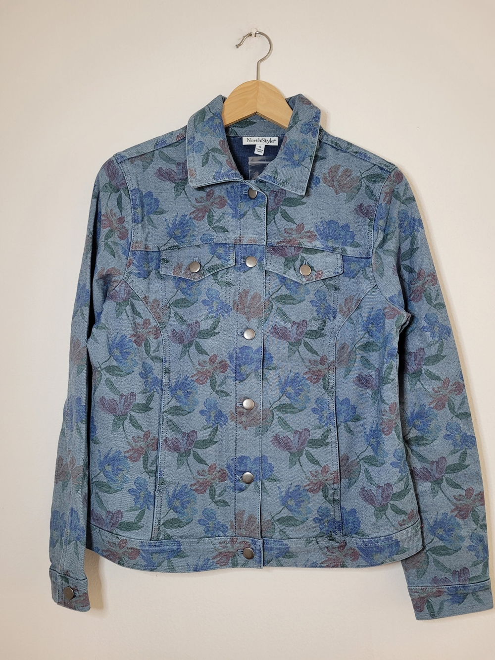 NorthStyle Floral Print Light Blue Denim Jacket Size Small